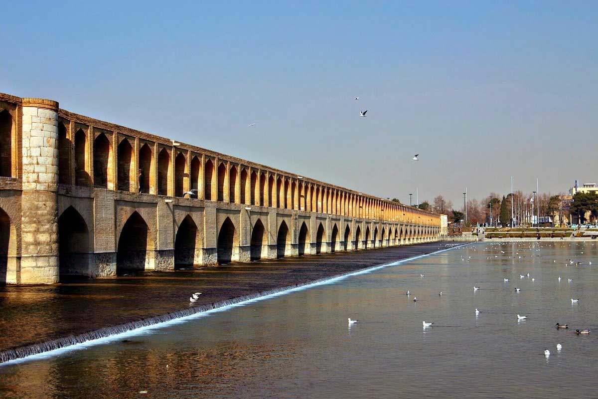 Isfahan-Si-O-Se-Pol2.jpg