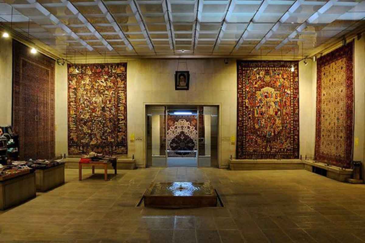 Tehran-carpet-museum-1.jpg