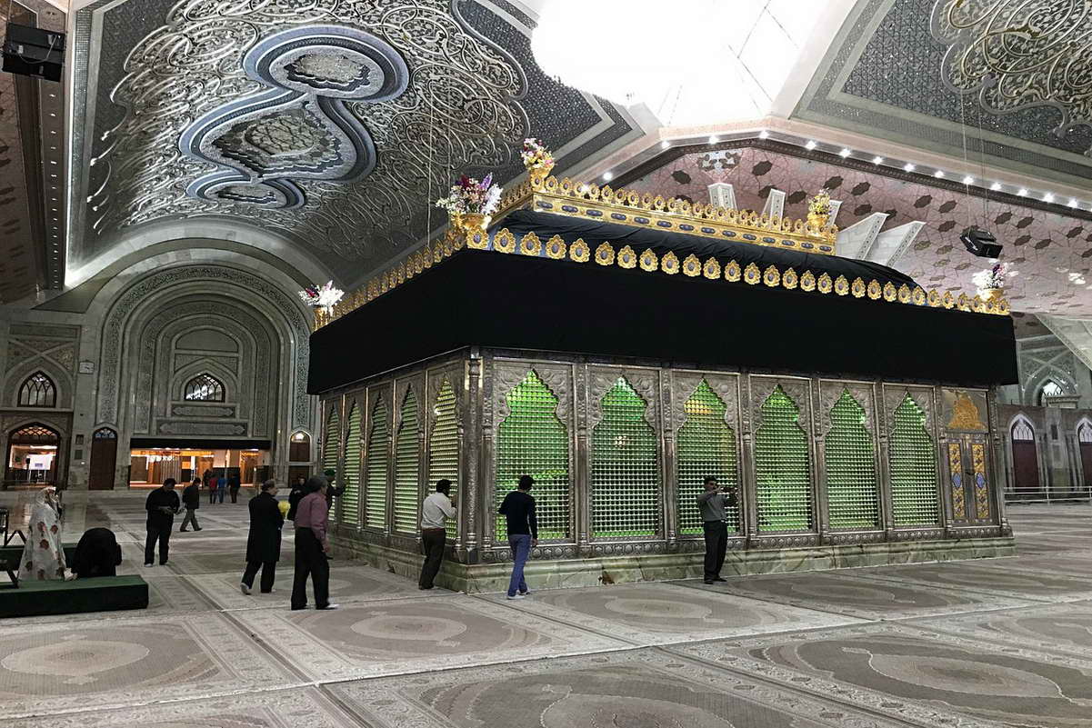 Imam Khomeini Shrine Photo by Vic A, UK