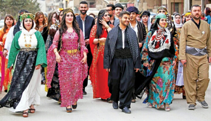 Kurdish-Clothing-Iran