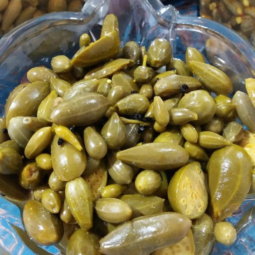 ترشی-شپله-غذاهای-همدان-Shepleh-pickle-hamedan-food